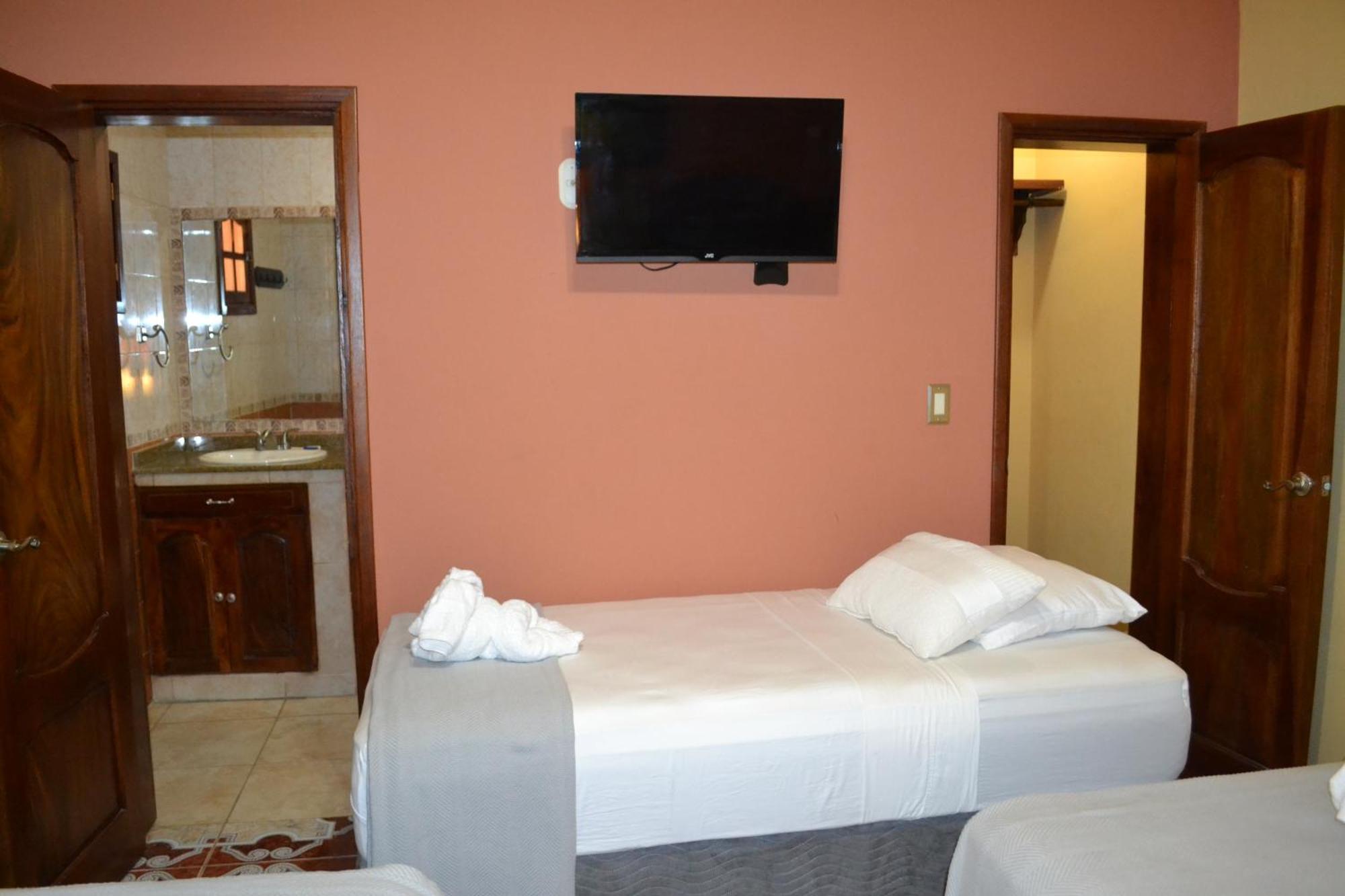 Hotel Guardabarranco Granada Quarto foto